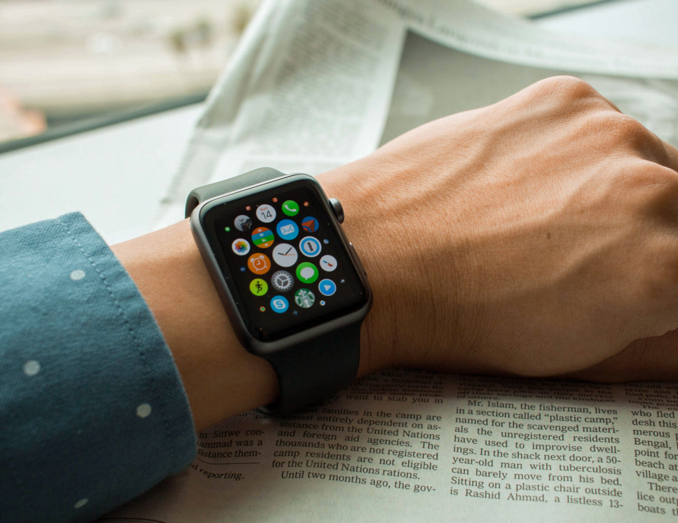 Apple Watch อาจได้ใช้หน้าจอ microLED ภายในปี 2018 นี้