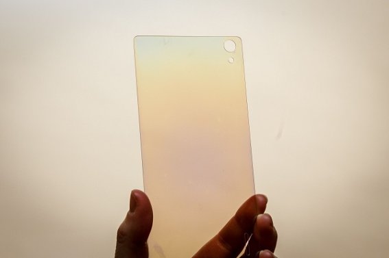 สมาร์ทโฟนหน้าจอ “กระจกเพชร” (Diamond Glass) อาจเป็นจริงในปี 2017 นี้