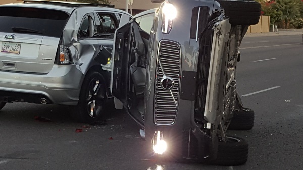 Uber “ระงับ” การทดสอบรถยนต์ไร้คนขับ หลังเกิดอุบัติเหตุ “ใหญ่”