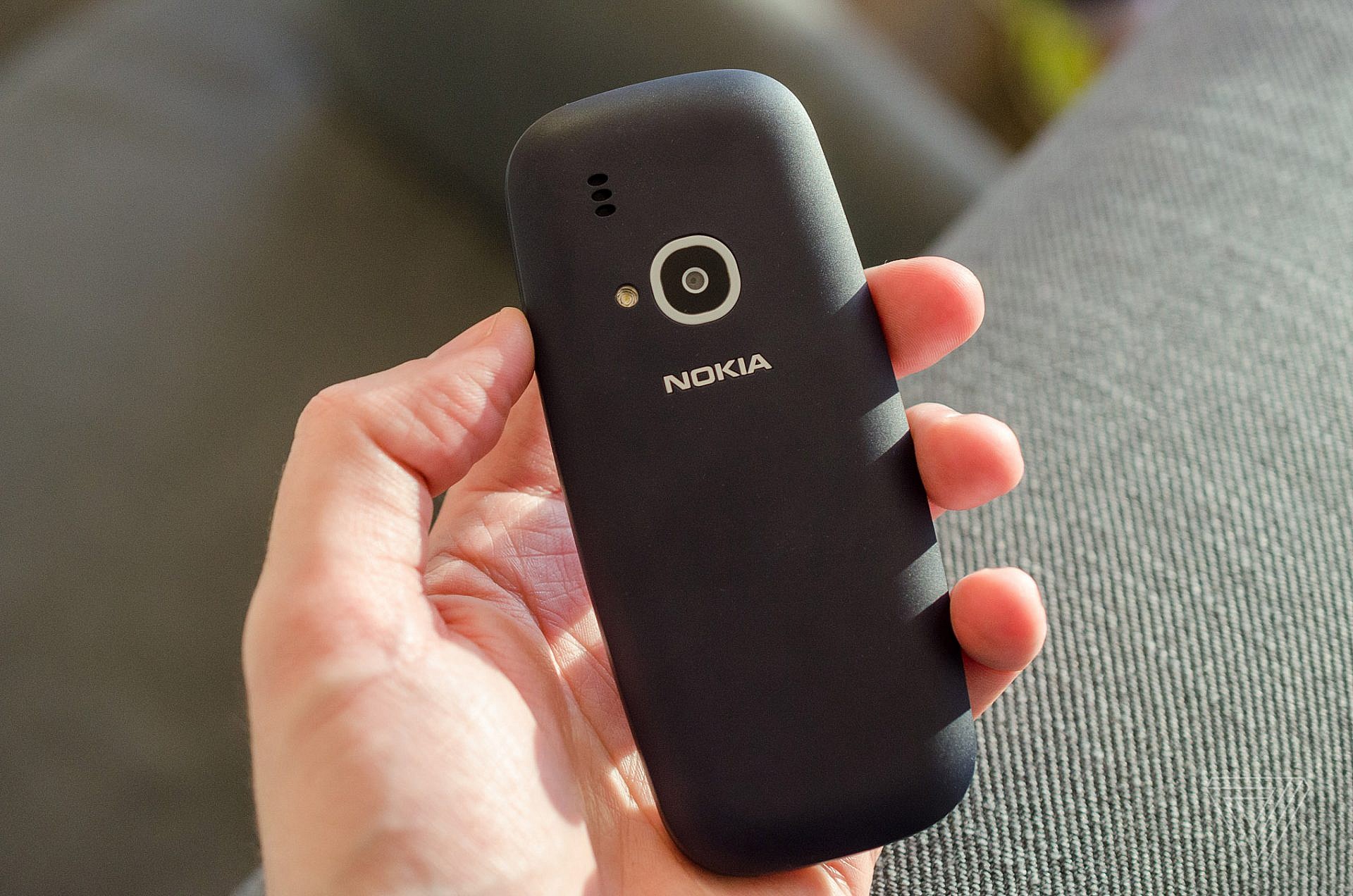 ฮา! เมื่อ Nokia 3310 รุ่นใหม่กล้องดียิ่งกว่า Samsung Galaxy S7 edge