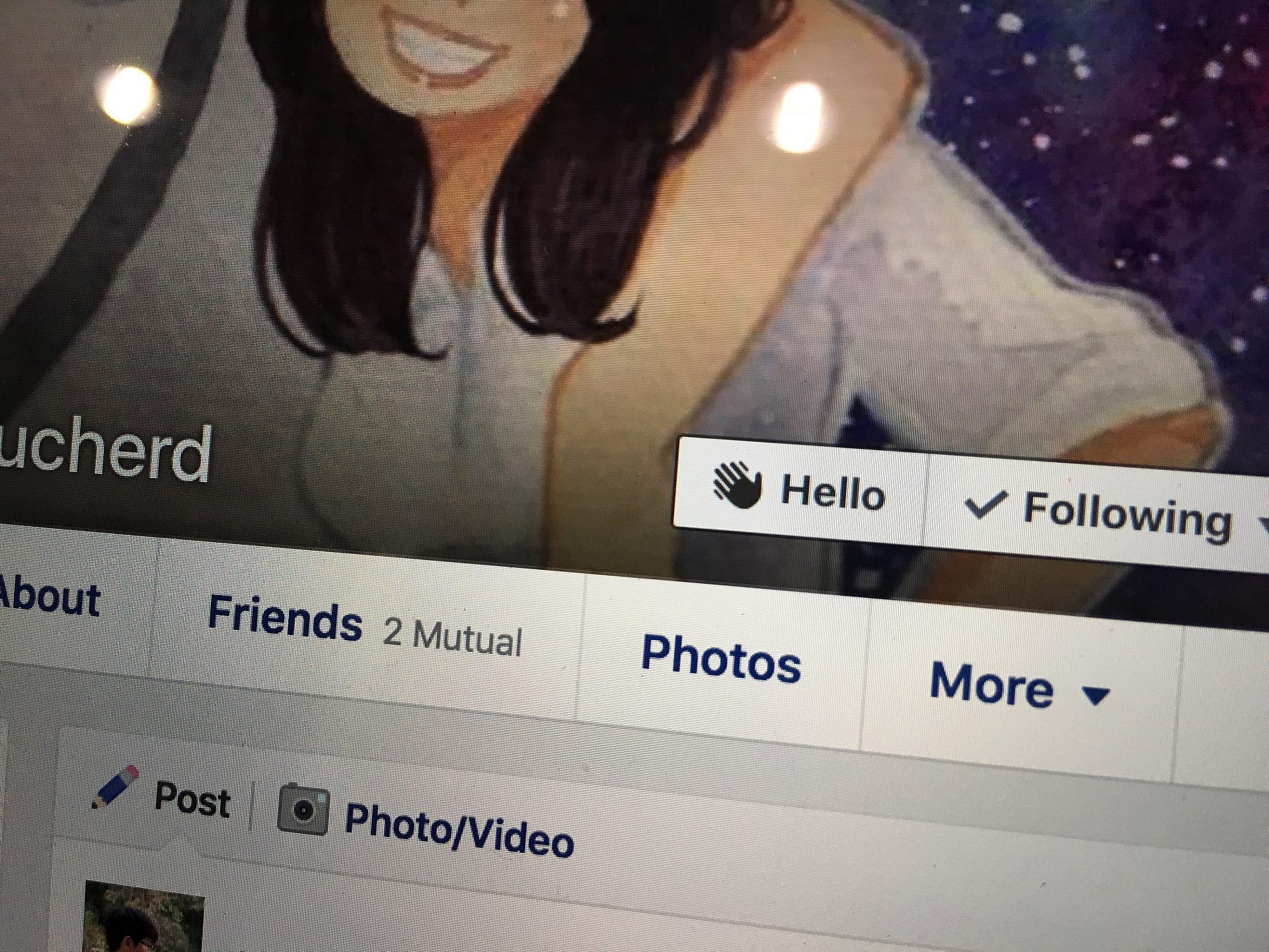 ของเล่นใหม่ Facebook เปิดตัวปุ่ม Hello เอาไว้ทักทายเพื่อนง่ายๆ (และอ่อยได้ด้วย)