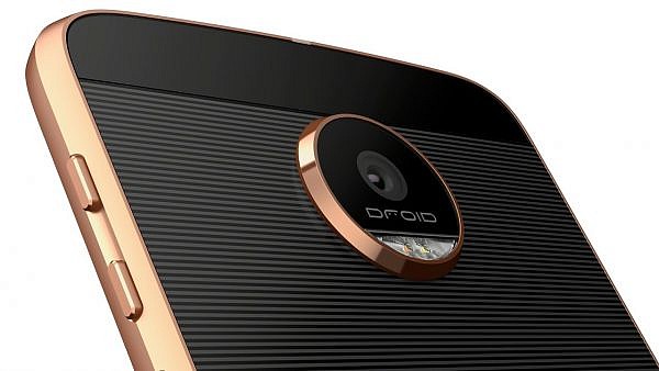 หลุดภาพเรนเดอร์ Moto Z2 Play : รุ่นกลาง พร้อมอุปกรณ์เสริม MotoMod เช่นเดิม