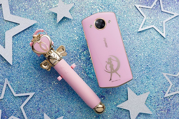 เอาใจสายแบ๊ว! Meitu เปิดตัวสมาร์ทโฟนรุ่น Sailor Moon พร้อมไม้เซลฟี่