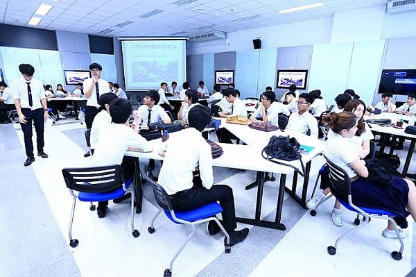 แนะแนวการเรียนยุค 4.0 : เด็กไทย “จะรอใคร” ไม่ได้แล้ว