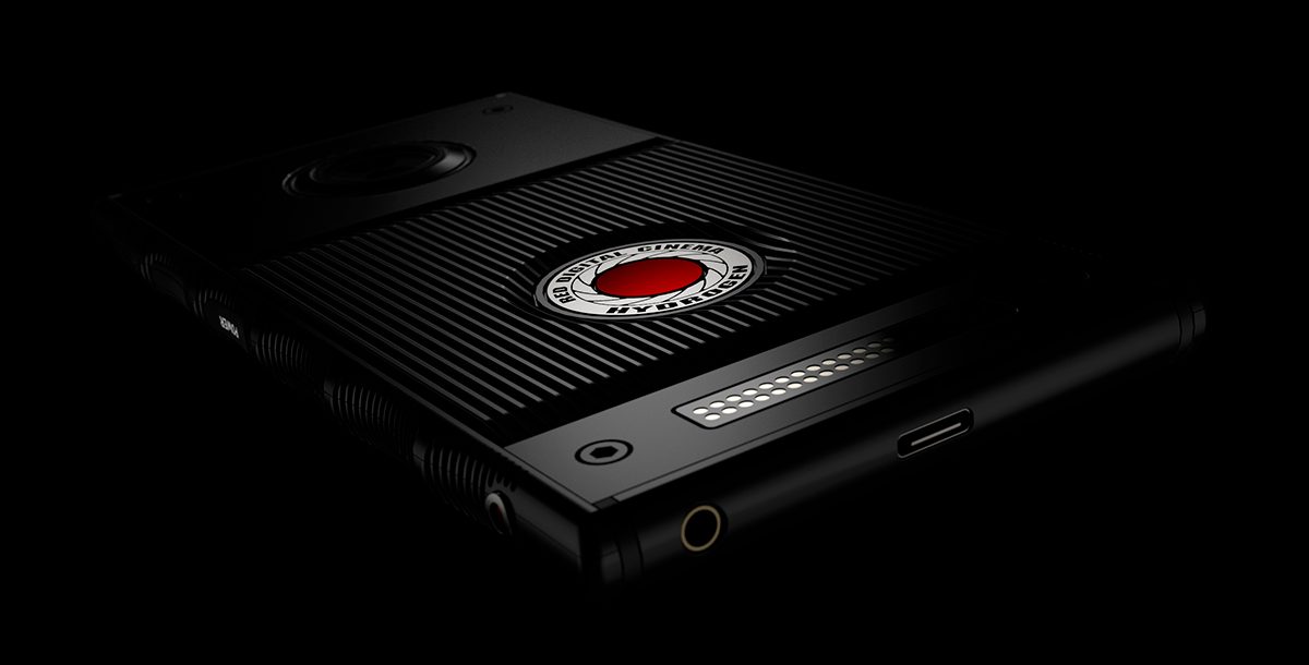 RED ผู้ผลิตกล้องวิดีโอระดับโปร เปิดตัวมือถือพร้อมจอฮอโลกราฟิก ราคาครึ่งแสน