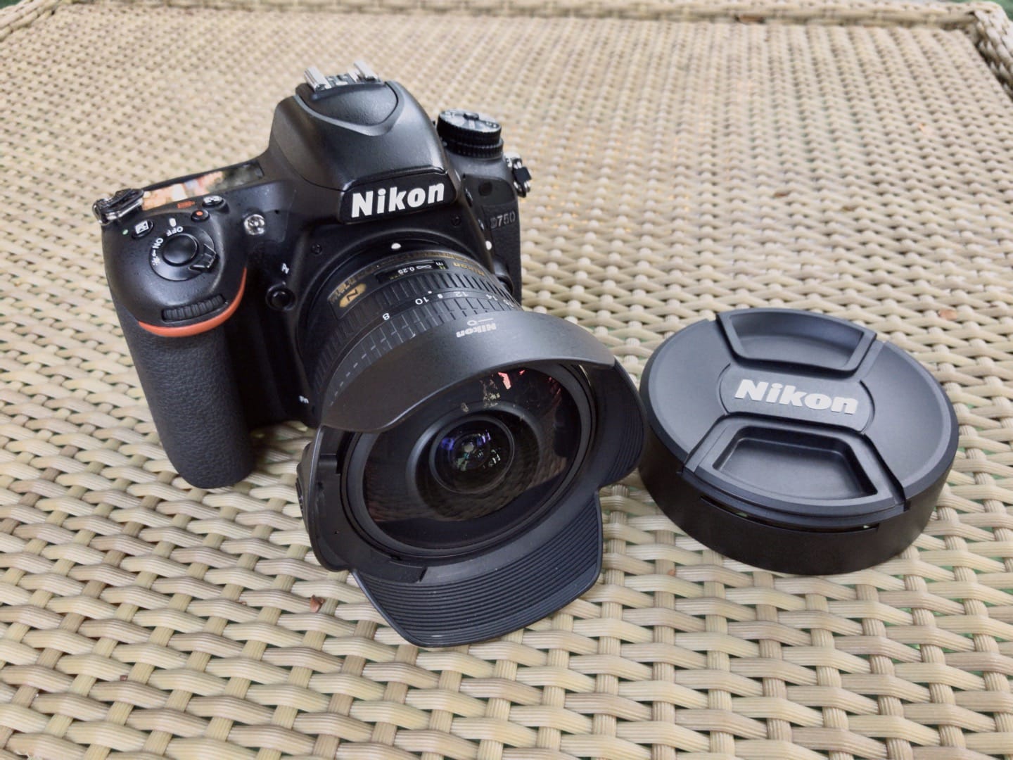 รีวิว Nikkor 8-15 mm เลนส์ Fisheye รุ่นล่าสุดของ Nikon