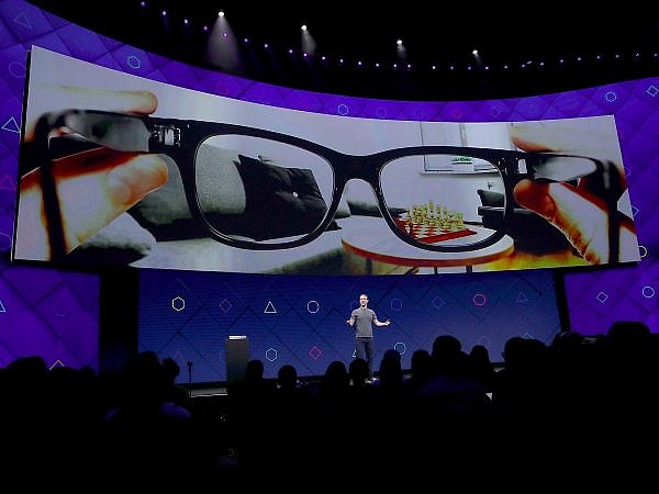 Facebook ยื่นจดสิทธิบัตร “แว่นตา AR”