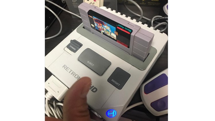 ชมเครื่องเกม Super Famicom ฉบับย่อส่วนที่แสดงผลระดับ HD !!