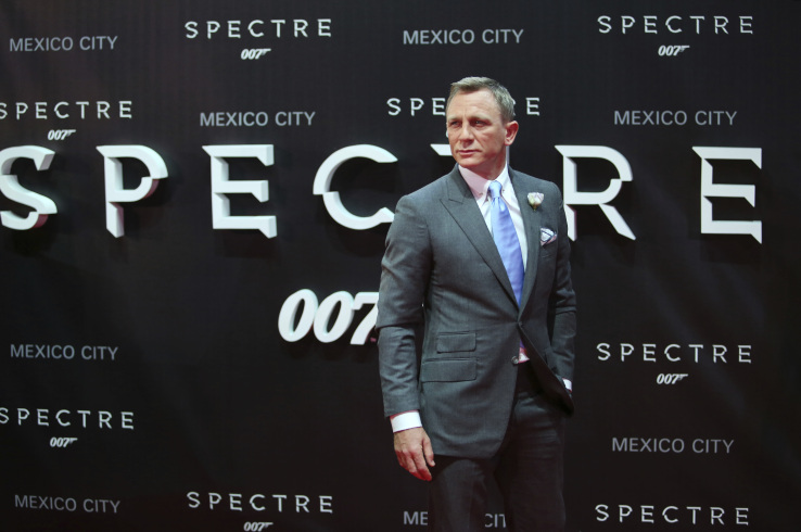 MEXICO CITY, MEXICO - NOVEMBER 02: Daniel Craig attends the red carpet of the 'Spectre' film Premiere at Auditorio Nacional on November 02, 2015 in Mexico City, Mexico. (Photo by Hector Vivas/LatinContent/Getty Images)