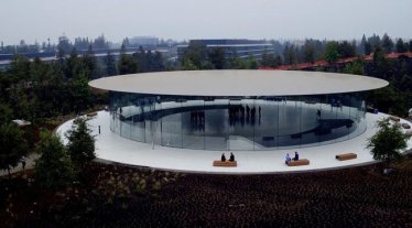แอบส่อง Apple Park: ทีมงานเตรียมความพร้อมที่ Steve Jobs Theater สำหรับเปิดตัว iPhone 8
