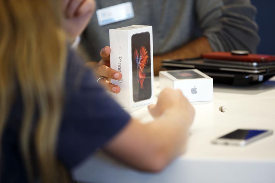 พบลูกค้าเปลี่ยนใจยอมขายทิ้ง iPhone 8 / 8 Plus หลังใช้ได้ 6 สัปดาห์เพื่อรอซื้อ iPhone X