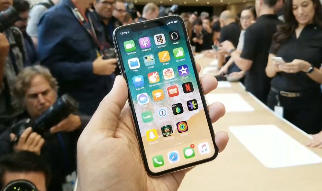 Apple บอกเอง iPhone X อาจมีปัญหาจอเบิร์น หรือจอเปลี่ยนสีเมื่อมองมุมเอียงบ้าง แต่ปกตินะ