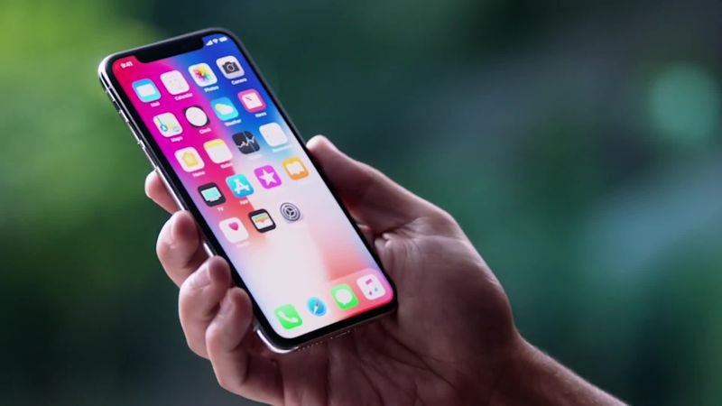 มาดูกันเลย! คลิปแกะกล่อง iPhone X จะมีอะไรแตกต่างจากรุ่นอื่นบ้าง