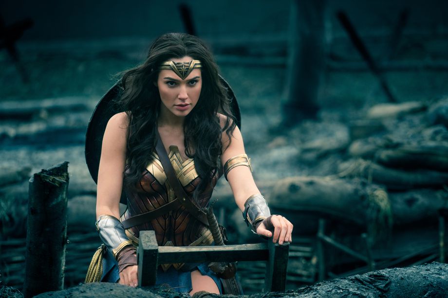 กัล กาด็อท “ยืนยัน!” เบร็ต แรตเนอร์ จะไม่เกี่ยวข้องกับการสร้าง Wonder Woman 2