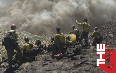 The Granite Mountain Hoteshots overlook a fire in Columbia Pictures' ONLY THE BRAVE.