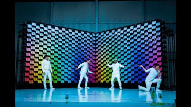 บ้าไปแล้ว !!! “Obsession” เอ็มวีเพลงใหม่จาก OK GO ใช้กระดาษ Double A สร้างสีสันสุดบรรเจิด