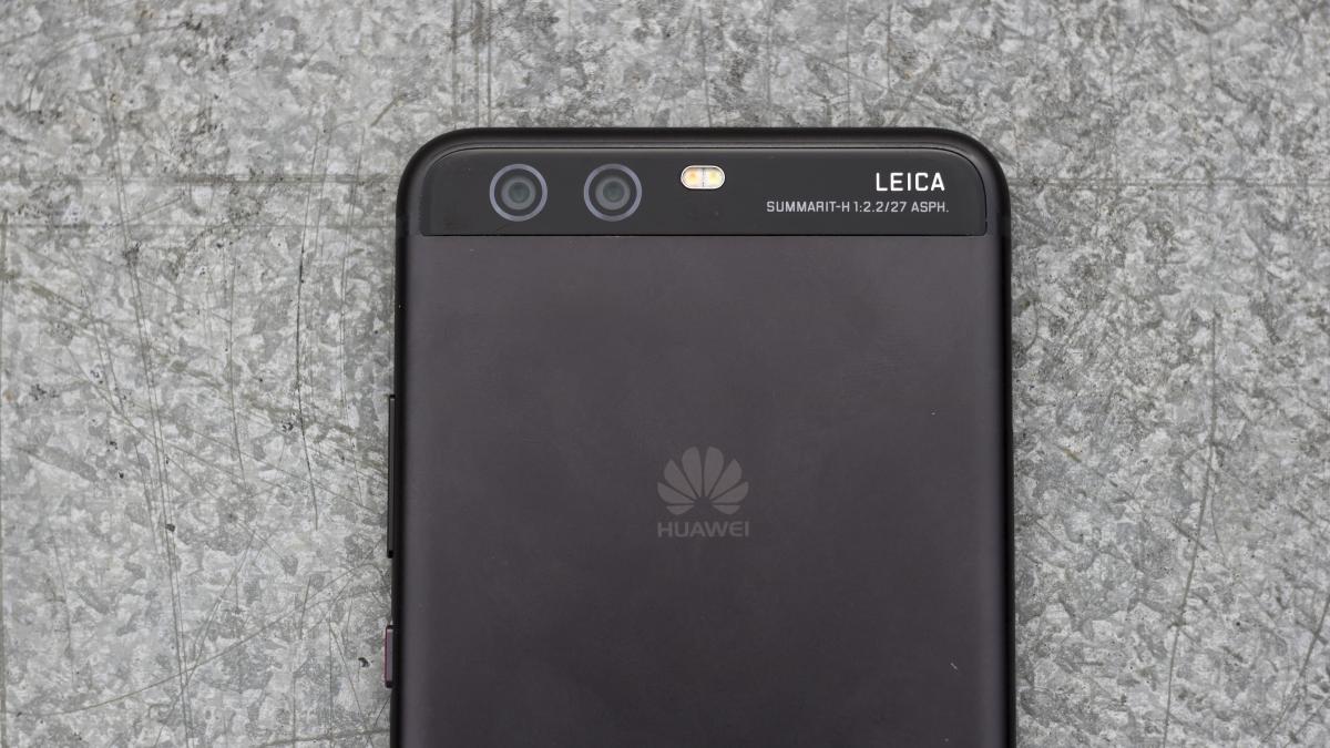 Huawei P11 อาจมีกล้องหลังระดับ 40 ล้านพิกเซล และกล้องหน้า 24 ล้านพิกเซล