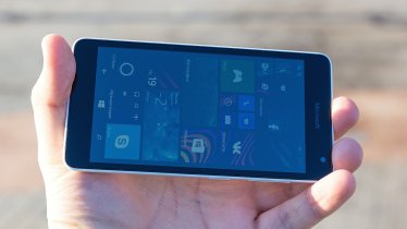 [แบไต๋ทิป] วิธีอัพเดตมือถือ Windows 10 Mobile ทุกรุ่นให้เป็น Fall Creators Update