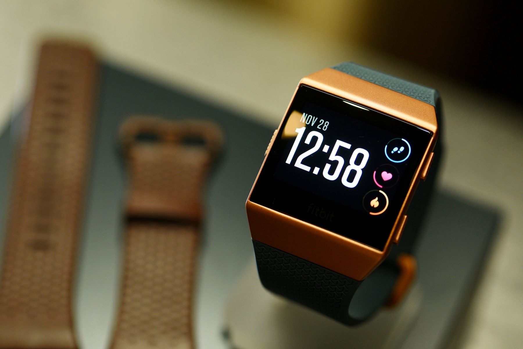 Fitbit พร้อมขาย Ionic นาฬิกาอัจฉริยะเรือนแรกของบริษัทในไทยแล้ว!