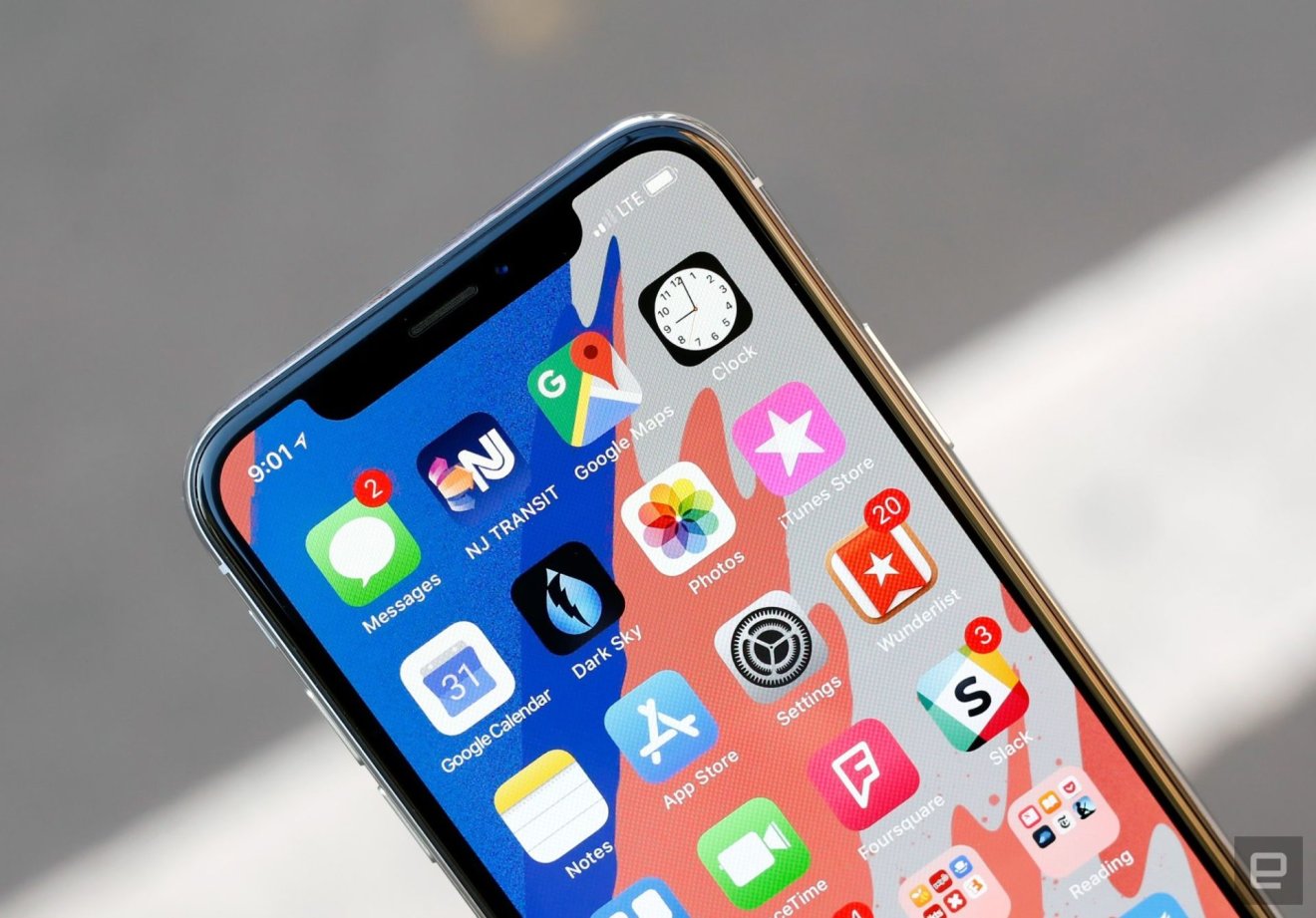 อ้าว! iPhone X รุ่นใหม่อาจมีราคาที่แพงกว่ารุ่นเก่าอีก!!