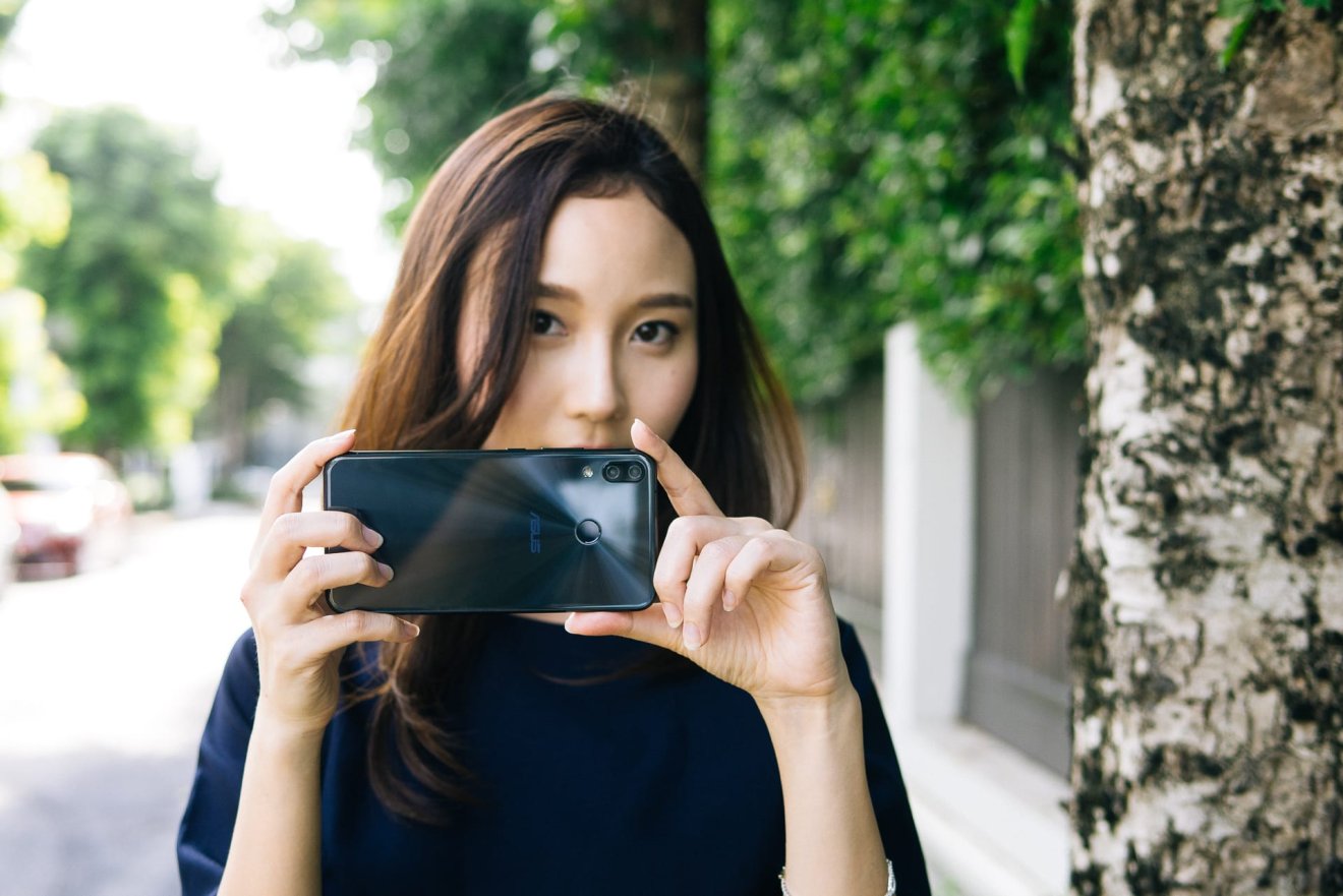 รีวิว Asus Zenfone 5 ม้ามืดตัวจริง ดีจนน้ำตาไหลในราคานี้