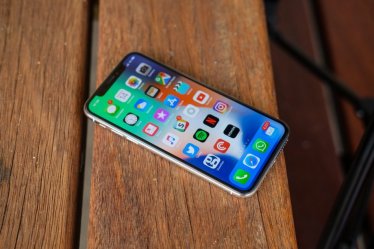 สื่อกิมจิแทงสวนฟันธง iPhone X Plus รุ่นจอใหญ่ 6.5 นิ้ว จะเป็นไอโฟนรุ่นขายดีสุด