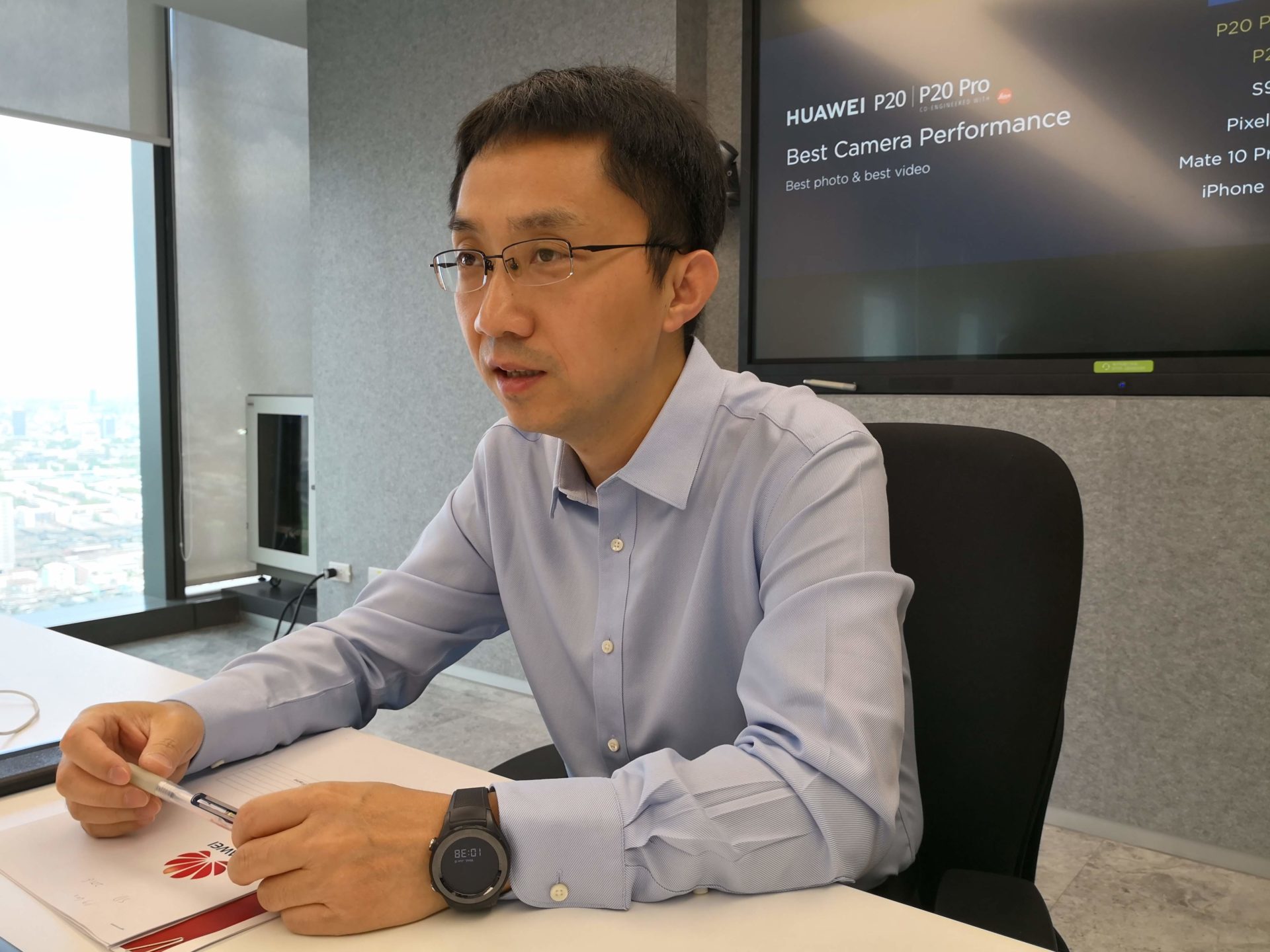 สัมภาษณ์บอสใหญ่ด้านสมาร์ทโฟนของ Huawei : ทำไมต้อง SuperCharge, อนาคตของ Mate จะเป็นยังไง?
