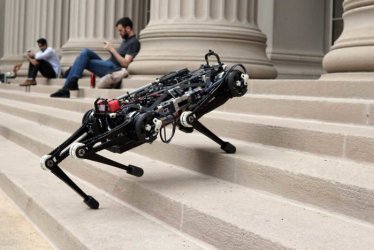 หุ่นยนต์ Cheetah ของ MIT วิ่งขึ้นลงบันไดได้ โดยไม่ต้อใช้กล้องนำทาง