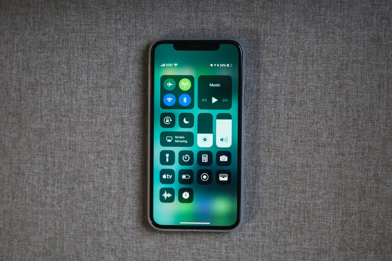 iPhone 9 จะมีขอบเครื่องที่หนากว่า iPhone X และ iPhone X Plus!