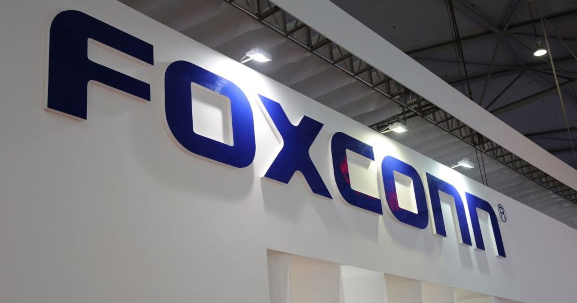 โรงงานผลิต iPhone ของ Foxconn ที่ใหญ่ที่สุดในโลก ถูกล็อกดาวน์เพราะโควิด