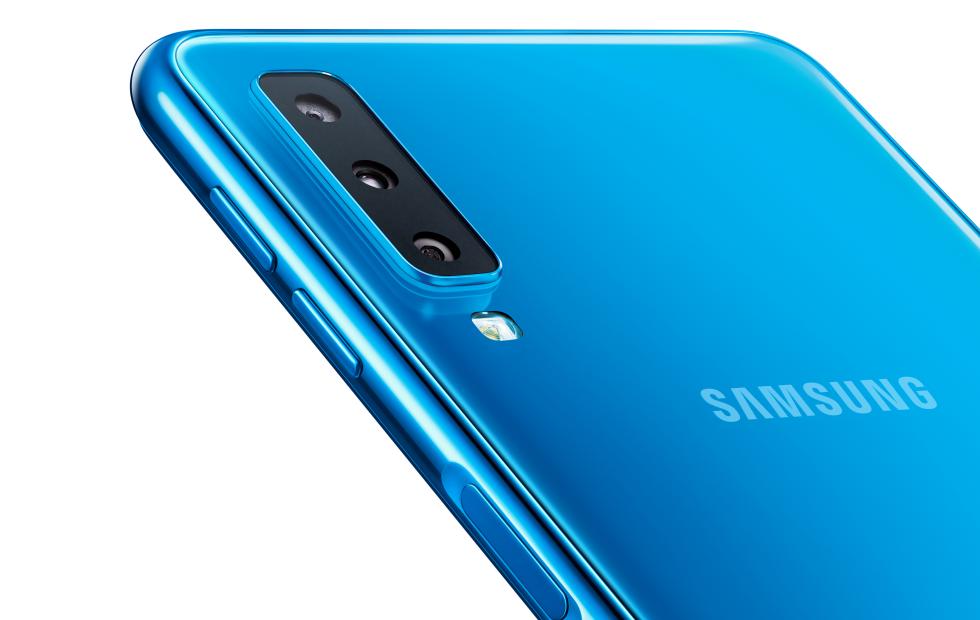 Samsung เปิดตัว Galaxy A7 2018 สมาร์ทโฟนรุ่นแรกที่มาพร้อมกับกล้องสามตัว!