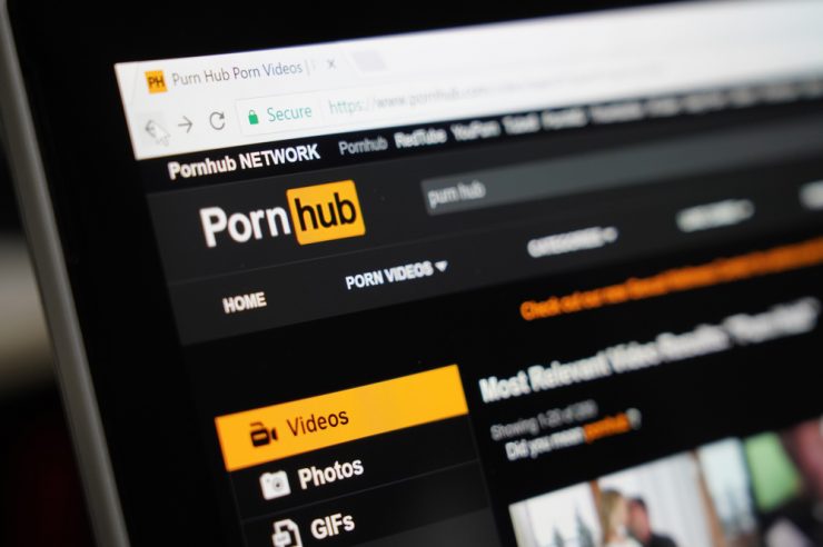 แบบนี้ก็ได้หรอ ผู้ใช้งานหันไปดู Pornhub หลังจาก YouTube ล่ม!