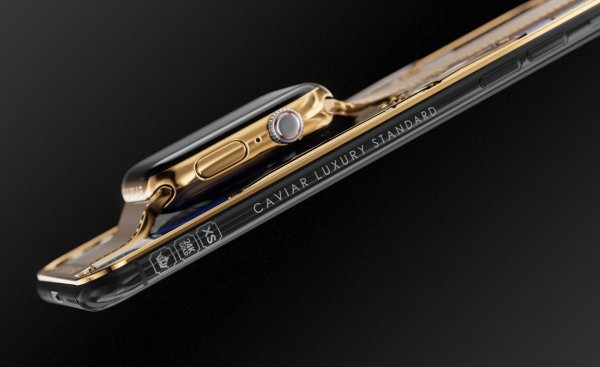 Apple iPhone XS Max Apple Watch Series 4 Caviar