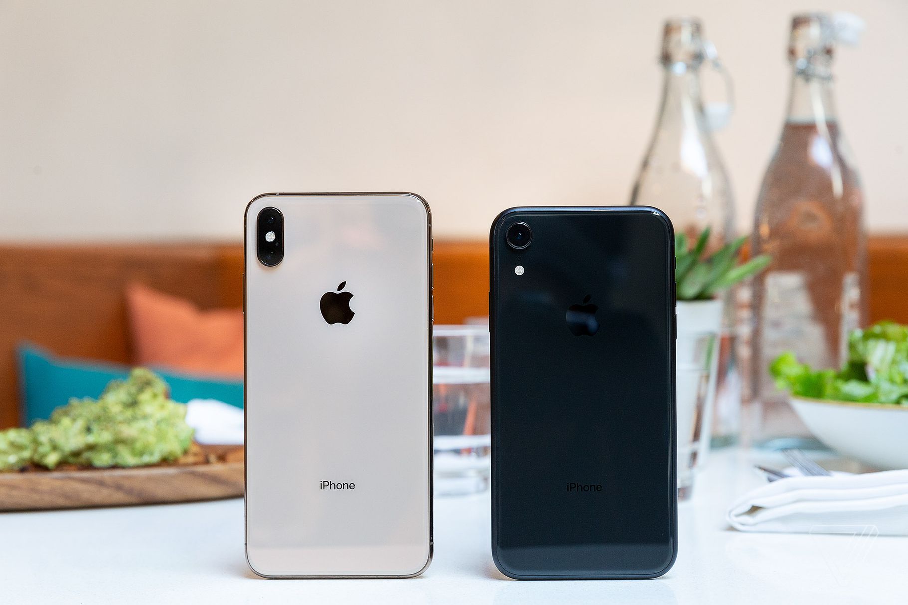 Apple เตรียมเปิดตัว iPhone รุ่นใหม่สามรุ่น พร้อมกล้อง 3 ตัว!