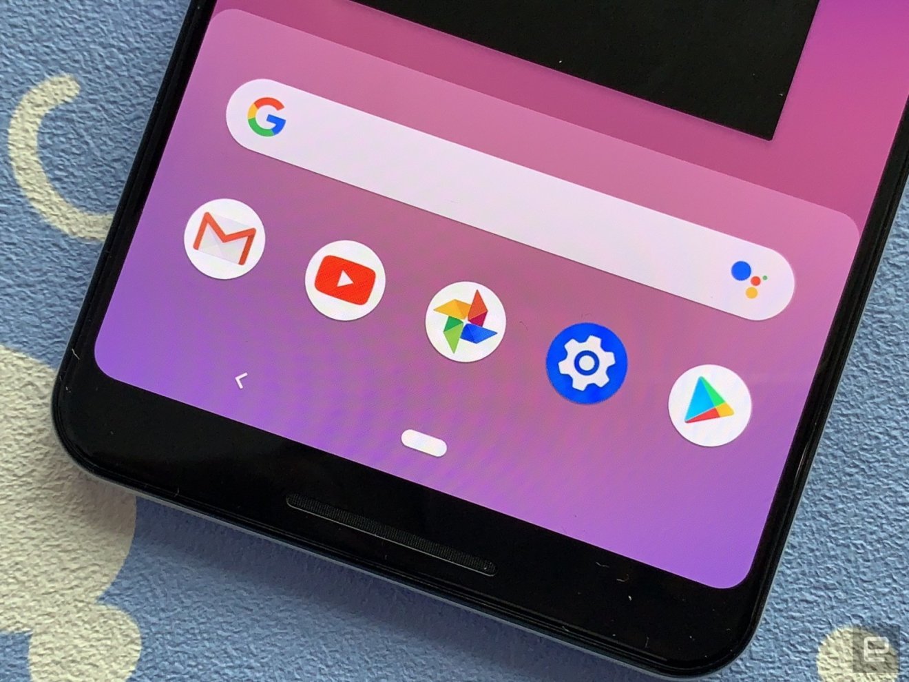 Android Q อาจถอดปุ่มย้อนกลับออก แทนที่ด้วยการใช้การปัดนิ้วทั้งหมด