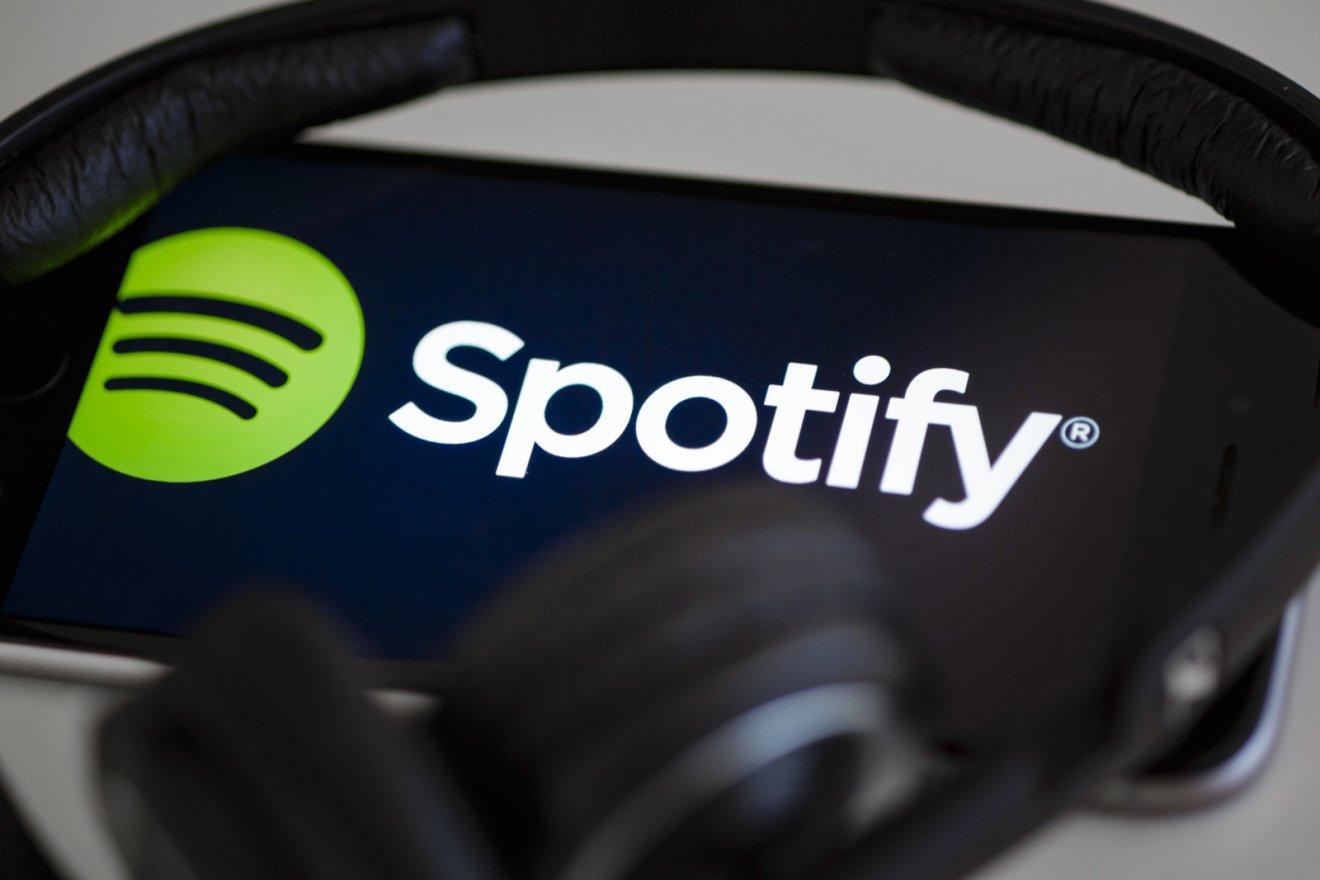 Berlin, Germany - April 20: The logo of the music streaming service Spotify is displayed on a smartphone on April 20, 2017 in Berlin, Germany. (Photo Illustration by Thomas Trutschel/Photothek via Getty Images)