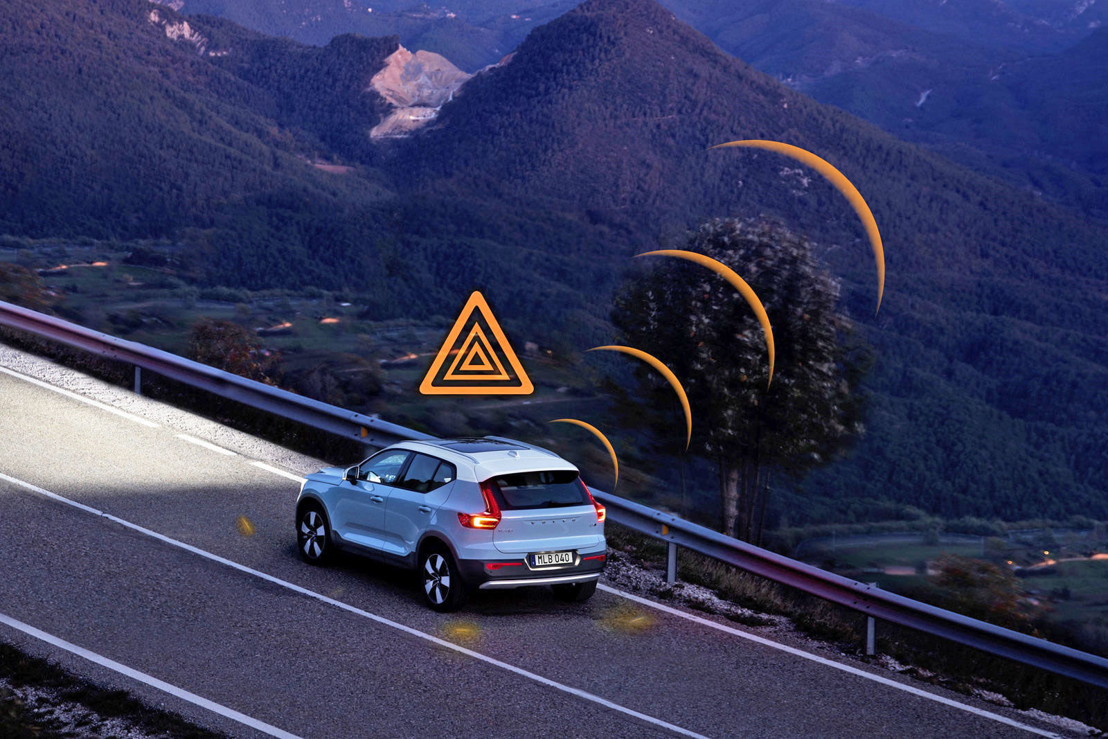 Volvo ขยายการให้บริการเทคโนโลยีแจ้งเตือนสภาพถนนแก่เพื่อนร่วมทางในยุโรปแล้ว!