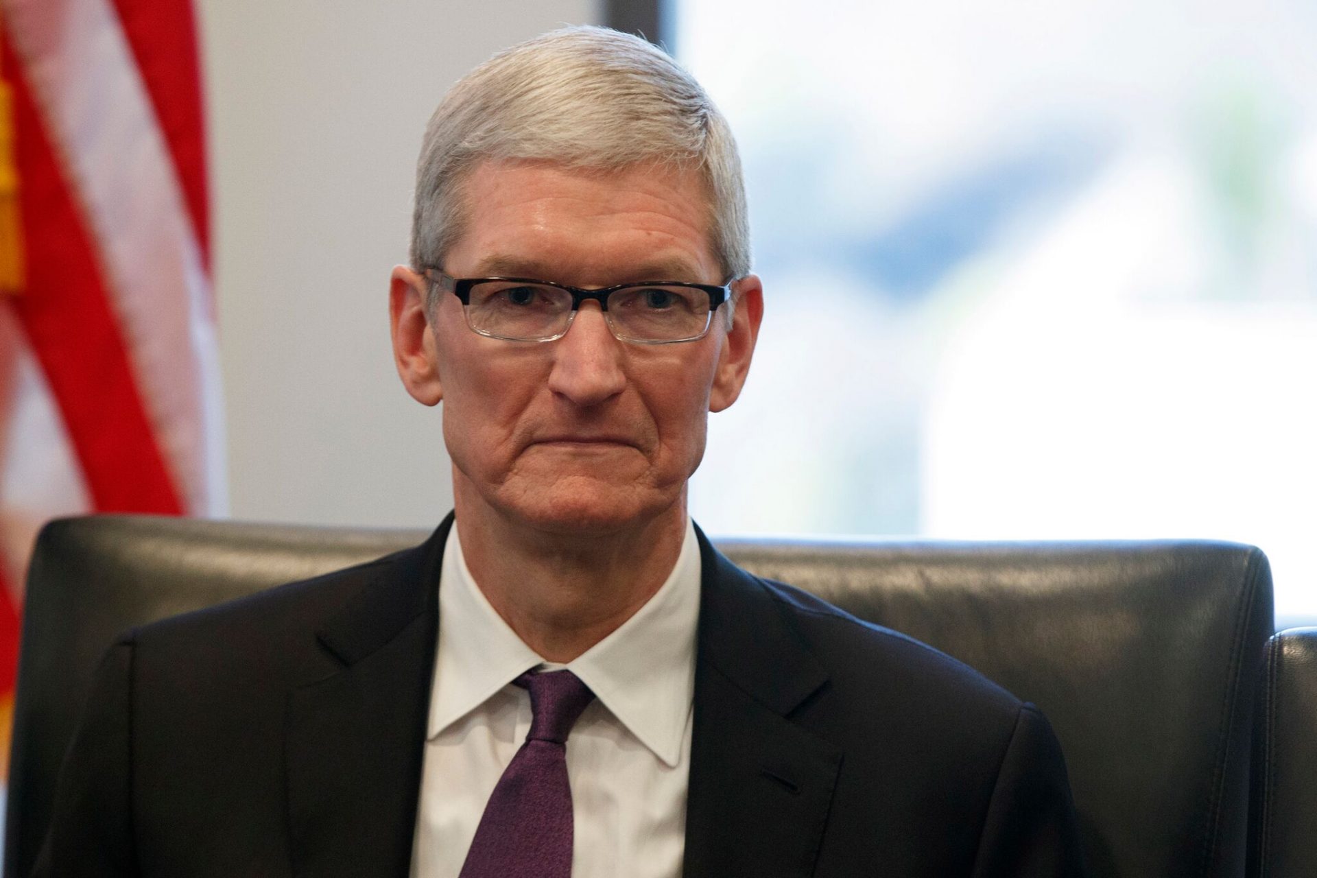 Tim Cook ยืนยัน Apple ยังไม่สนใจเทคโนโลยี 5G ในตอนนี้