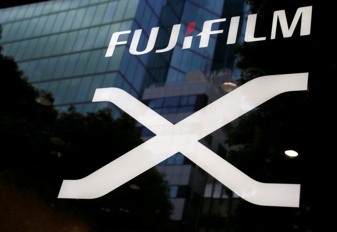 ตามคำเรียกร้อง! Fujifilm ประกาศเตรียมวางขายฟิล์มขาว-ดำอีกครั้ง