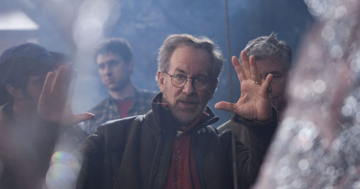 Steven Spielberg เตรียมสร้างซีรีส์หลอนที่ดูได้เฉพาะตอนกลางคืน!