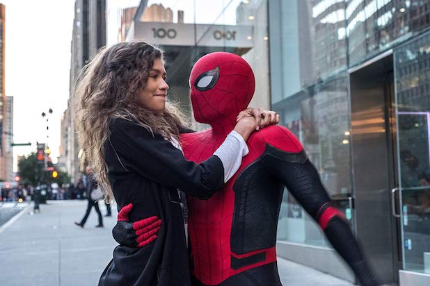 [มีสปอยล์] แท้จริงแล้ว Spider-Man: Far From Home จะมีตอนจบอีกแบบด้วย!