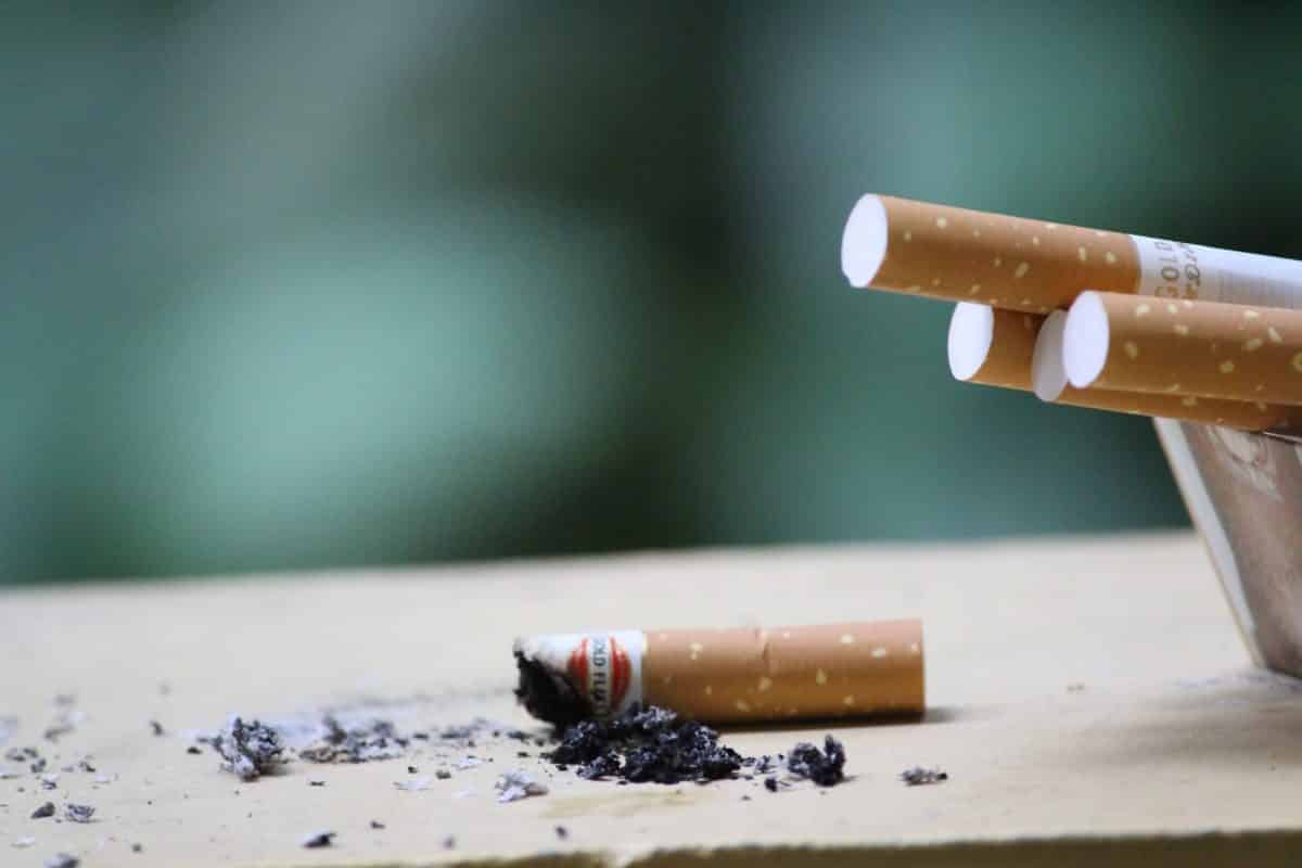 นักวิจัยชี้ “ก้นบุหรี่” เป็นปัญหาสภาพแวดล้อมที่แย่ยิ่งกว่าพลาสติก