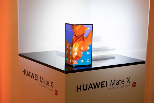 huawei mate x