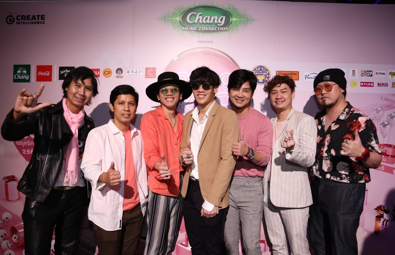 บันทึกบรรยากาศคอนเสิร์ต Season of Love Song 10