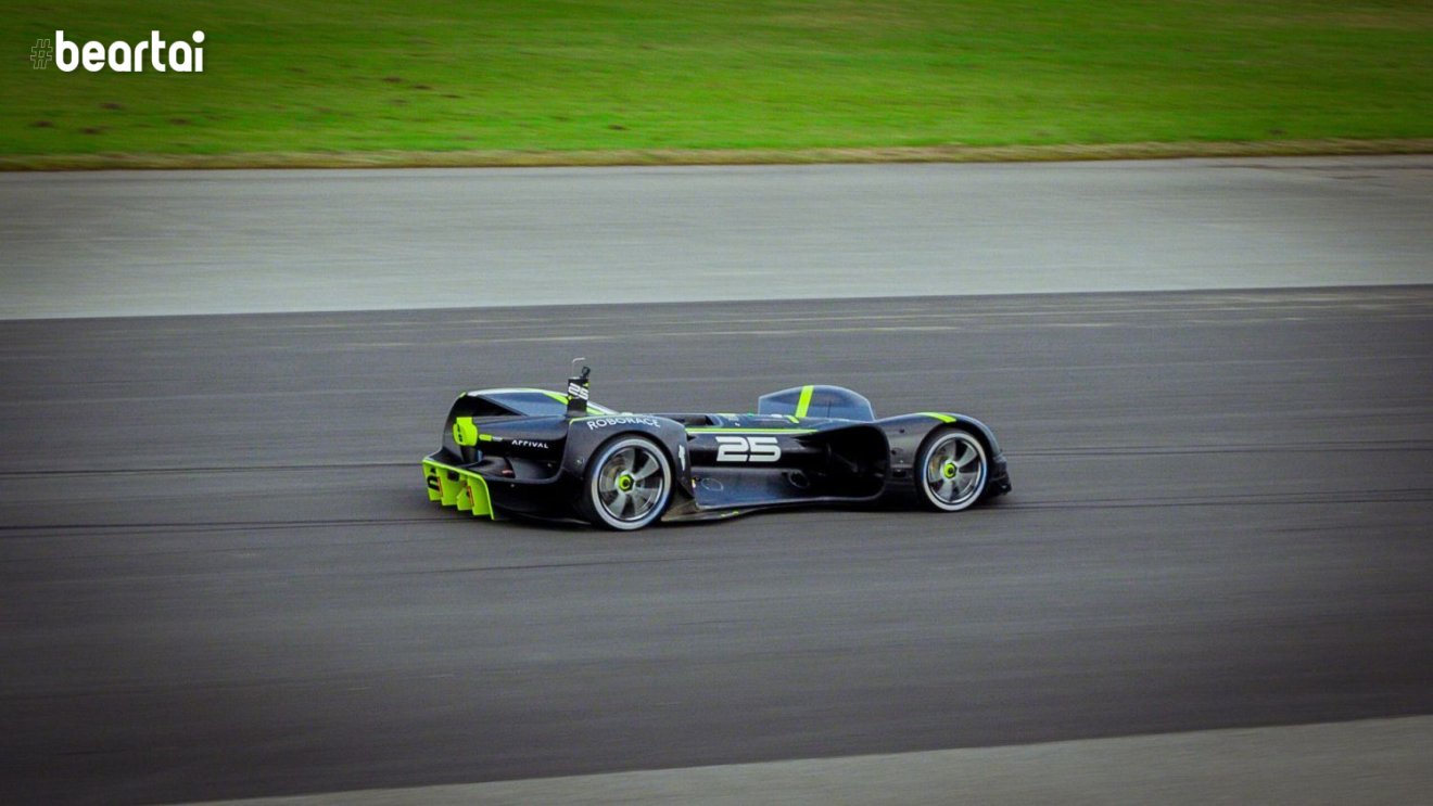 Roborace ทำลายสถิติ Guinness World Record