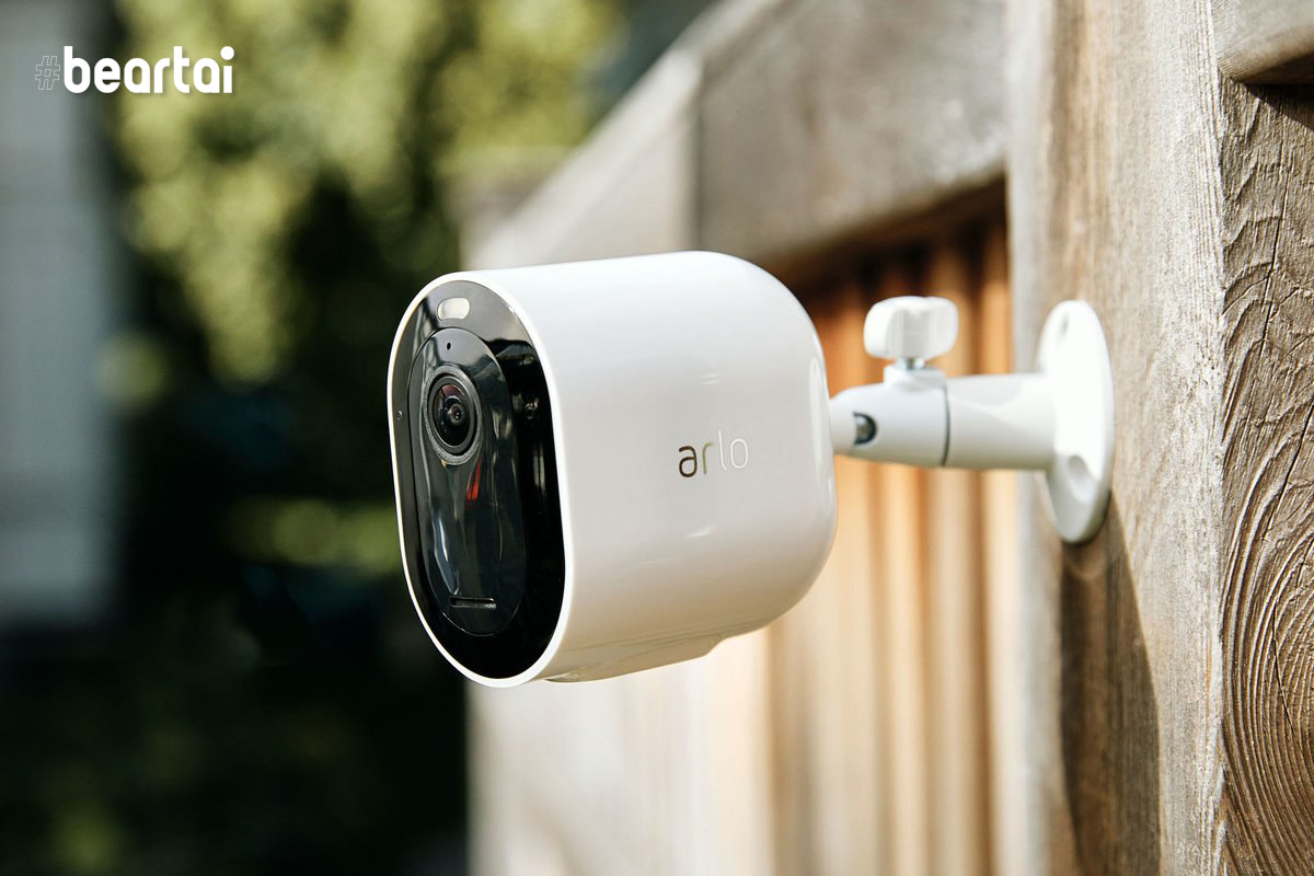 Arlo Pro 3 กล้องรักษาความปลอดภัยภายในบ้านความละเอียด 2K HDR มองเห็นสีในเวลากลางคืน
