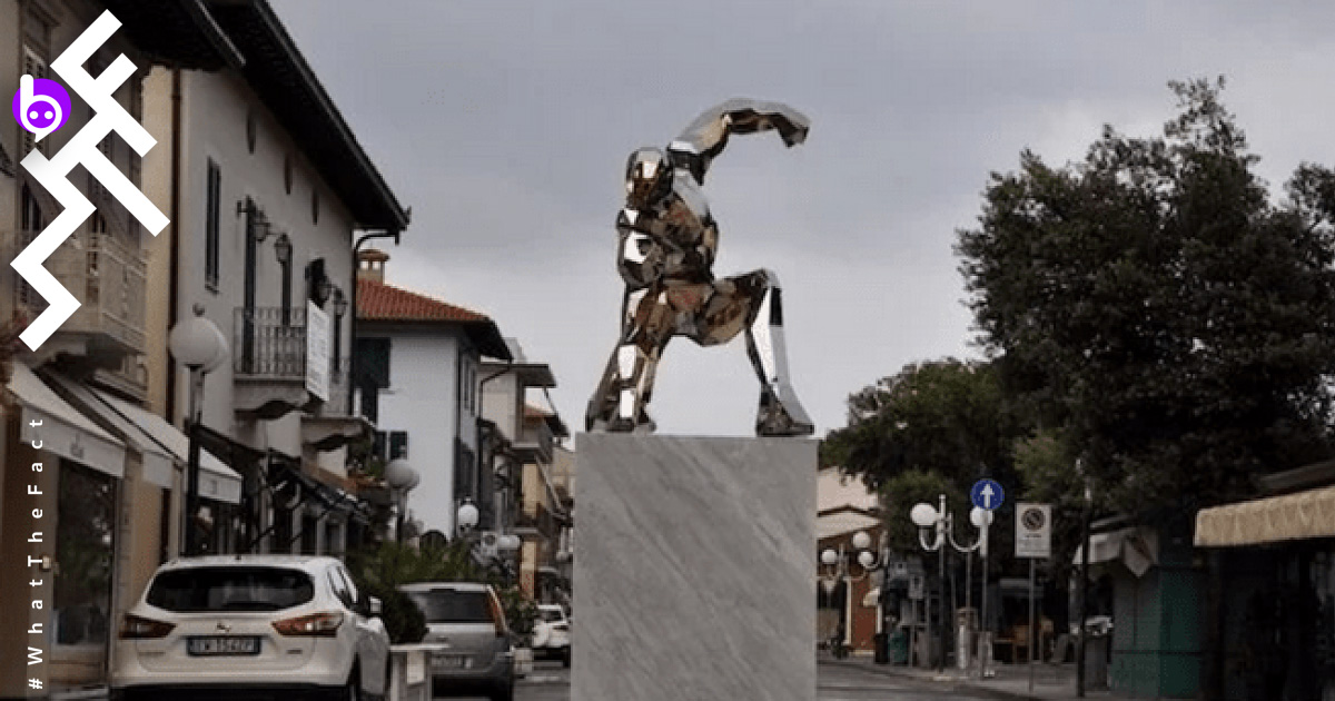 อนุสาวรีย์ Iron Man เมือง Forte dei Marmi ใน Tuscany