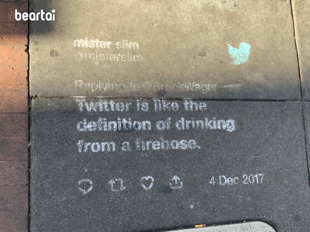 Twitter กับโฆษณาใหม่พ่นสีลายฉลุบนทางเท้าในซานฟรานซิสโกจนเจ้าหน้าที่ออกมาเตือน