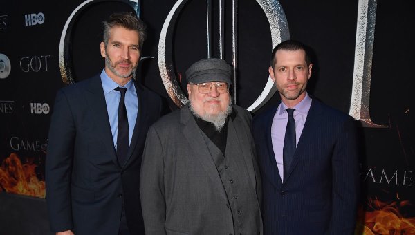 David Benioff และ D.B. Weiss ประกบ George R.R. Martin ผู้เขียนนิยาย GOT