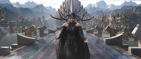 Hela ใน Thor: Ragnarok